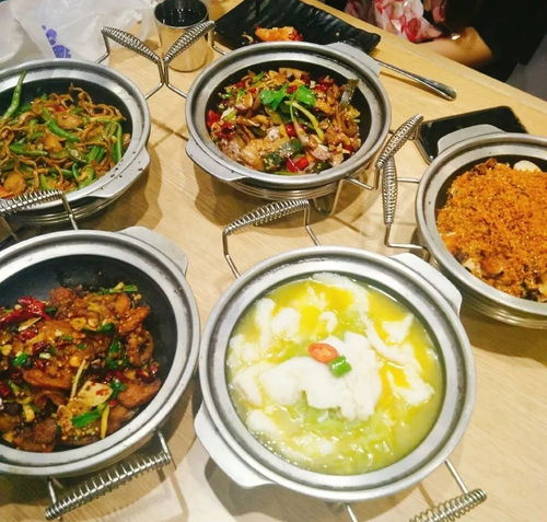 地铁1号线美食地标 58折硬核开吃！